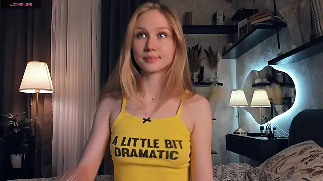 Snapshot of AnitaaClark chatting on September 13, 2025, 6:08 pm AnitaaClark online show from September 13, 2025, 6:08 pm