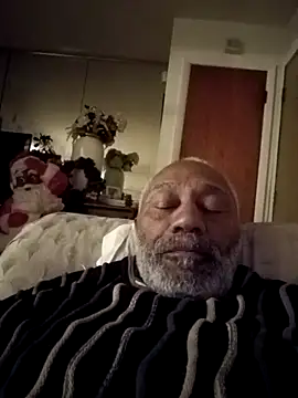 Snapshot of yasohw chatting on January 7, 2026, 4:28 am yasohw online show from January 7, 2026, 4:28 am