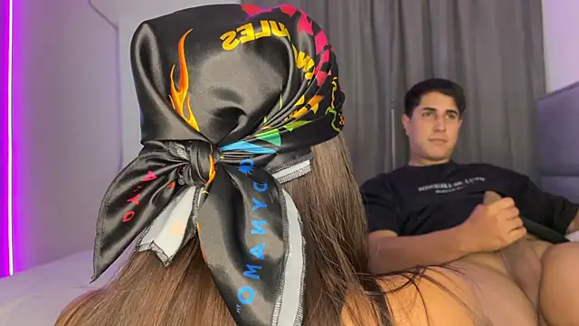 Snapshot of dereckbrownn chatting on March 13, 2025, 10:32 pm dereckbrownn online show from March 13, 2025, 10:32 pm