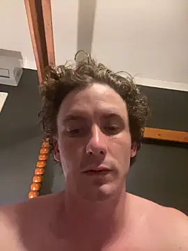 bradleyjamesmc online show from January 6, 2025, 7:35 pm