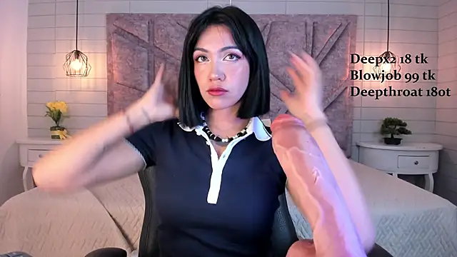 Gianna foxy online show from March 18, 2026, 1:24 pm