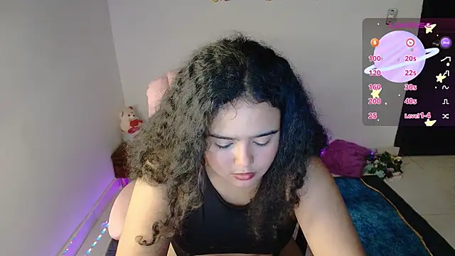 Dulce Julietha online show from October 29, 2025, 7:46 pm