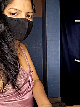 Snapshot of Nisha027 chatting on November 10, 2025, 11:43 pm Nisha027 online show from November 10, 2025, 11:43 pm