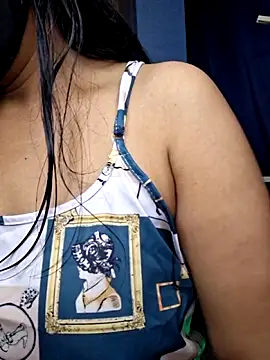 Nisha027 online show from April 4, 2026, 1:23 am