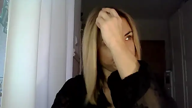 ashley xlove online show from December 19, 2024, 7:40 am