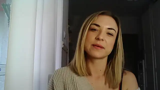 ashley xlove online show from February 6, 2025, 11:09 am