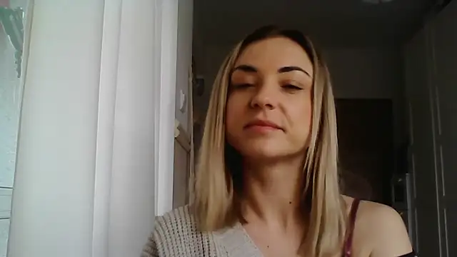 ashley xlove online show from February 24, 2025, 10:48 am