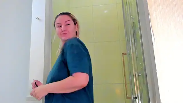 Debbie Taylor online show from October 14, 2025, 4:51 pm