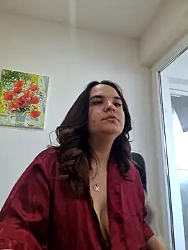 Ella-Diamond online show from May 11, 2026, 5:53 am