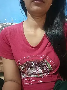 Snapshot of Rajni-Mehra chatting on June 10, 2026, 3:52 am Rajni-Mehra online show from June 10, 2026, 3:52 am