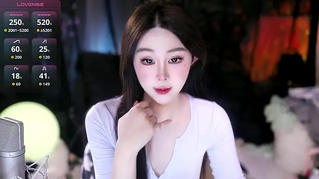 Snapshot of Evajoannana chatting on December 2, 2025, 2:19 pm Evajoannana online show from December 2, 2025, 2:19 pm