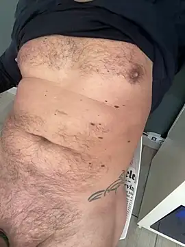 Giorgiostant online show from April 15, 2026, 10:10 am