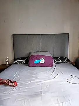 ThickPearlx23 online show from February 28, 2026, 6:57 am