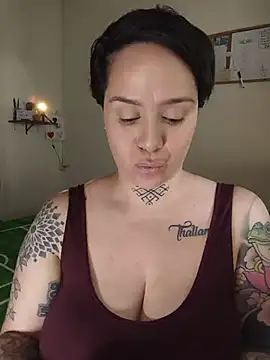 Snapshot of KatInk chatting on July 1, 2026, 5:13 pm KatInk online show from July 1, 2026, 5:13 pm