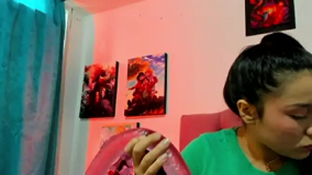 teffy lee online show from November 6, 2025, 9:08 pm