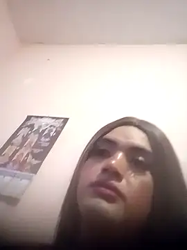 Snapshot of yovana13 chatting on October 25, 2025, 10:03 am yovana13 online show from October 25, 2025, 10:03 am