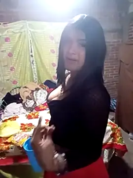 Snapshot of yovana13 chatting on January 15, 2026, 5:55 am yovana13 online show from January 15, 2026, 5:55 am