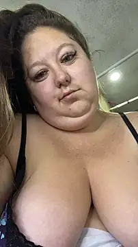 Snapshot of Chloee_ep chatting on January 15, 2026, 5:22 am Chloee ep online show from January 15, 2026, 5:22 am