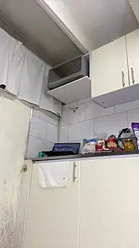 Snapshot of Chloee_ep chatting on December 21, 2025, 6:59 am Chloee ep online show from December 21, 2025, 6:59 am