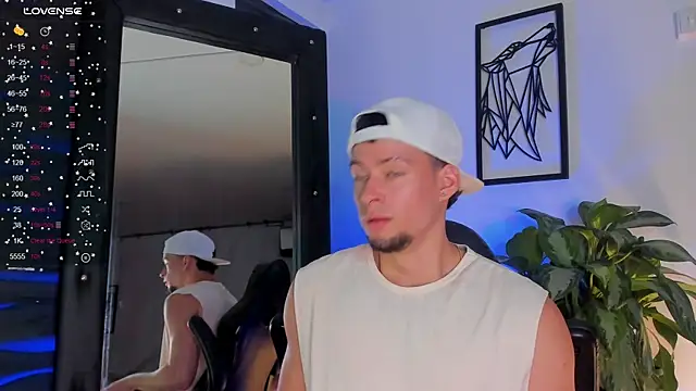 Snapshot of JadeSmiith_ chatting on November 8, 2025, 10:13 pm JadeSmiith online show from November 8, 2025, 10:13 pm