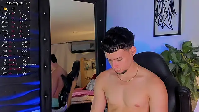 Snapshot of JadeSmiith_ chatting on November 11, 2025, 9:53 pm JadeSmiith online show from November 11, 2025, 9:53 pm