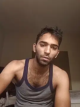 Snapshot of loganwollf chatting on October 18, 2025, 1:02 pm loganwollf online show from October 18, 2025, 1:02 pm