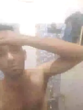 Snapshot of loganwollf chatting on January 25, 2025, 2:15 am loganwollf online show from January 25, 2025, 2:15 am