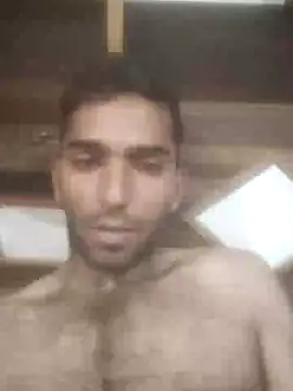 Snapshot of loganwollf chatting on January 5, 2025, 8:22 am loganwollf online show from January 5, 2025, 8:22 am