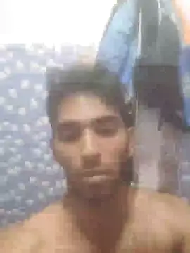 Snapshot of loganwollf chatting on January 25, 2025, 9:47 am loganwollf online show from January 25, 2025, 9:47 am