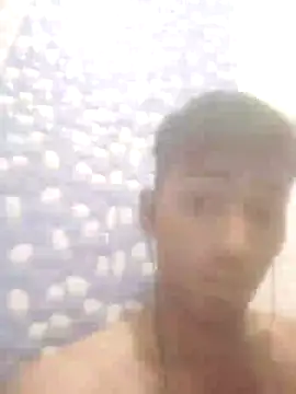 Snapshot of loganwollf chatting on January 18, 2025, 11:21 am loganwollf online show from January 18, 2025, 11:21 am