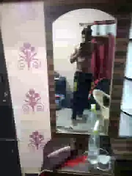 Snapshot of loganwollf chatting on January 27, 2025, 5:37 pm loganwollf online show from January 27, 2025, 5:37 pm