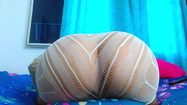 caroolay-ts online show from March 16, 2025, 8:54 pm