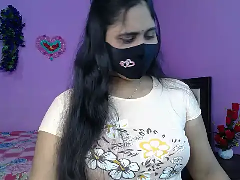 Hot Maleka online show from April 6, 2026, 4:30 pm