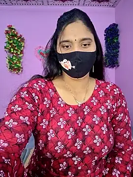 Snapshot of Hot_Maleka chatting on November 4, 2025, 4:11 pm Hot Maleka online show from November 4, 2025, 4:11 pm