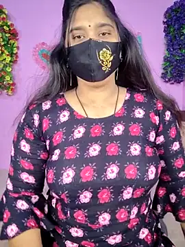 Hot Maleka online show from December 19, 2025, 1:20 am