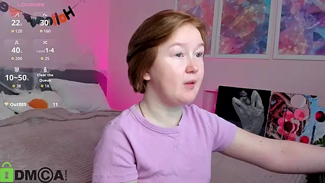 Snapshot of Sara_Robinson chatting on November 1, 2025, 2:07 am Sara Robinson online show from November 1, 2025, 2:07 am