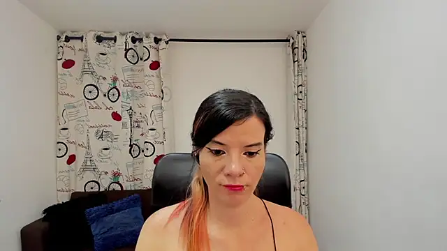 DanaaRey online show from October 25, 2025, 4:29 pm