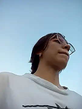 Snapshot of Dangerouspassion777 chatting on February 14, 2025, 10:36 pm Dangerouspassion777 online show from February 14, 2025, 10:36 pm