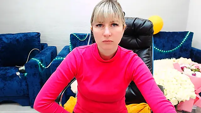 Snapshot of Incredible_Ariela chatting on March 17, 2025, 11:00 am Incredible Ariela online show from March 17, 2025, 11:00 am