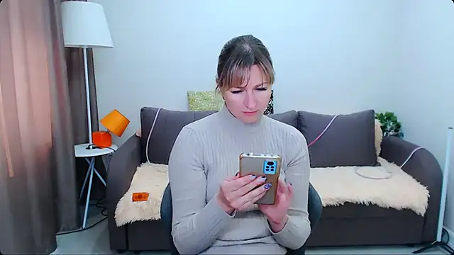 Snapshot of Incredible_Ariela chatting on September 12, 2025, 6:46 am Incredible Ariela online show from September 12, 2025, 6:46 am