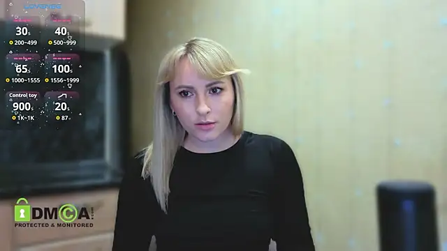 Snapshot of Smoorodinkaa chatting on March 26, 2026, 8:29 pm Smoorodinkaa online show from March 26, 2026, 8:29 pm