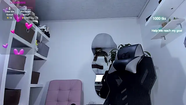 emily palmeer online show from October 2, 2025, 12:03 am