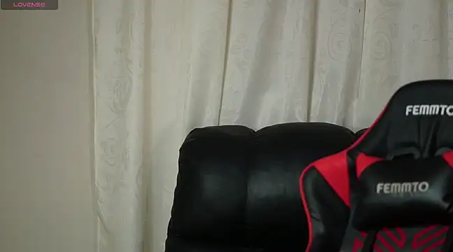 Snapshot of May_Dylan1 chatting on January 2, 2025, 5:35 am May Dylan1 online show from January 2, 2025, 5:35 am