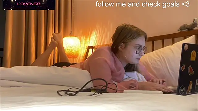 Snapshot of JacyWinslat chatting on December 14, 2025, 11:05 am JacyWinslat online show from December 14, 2025, 11:05 am