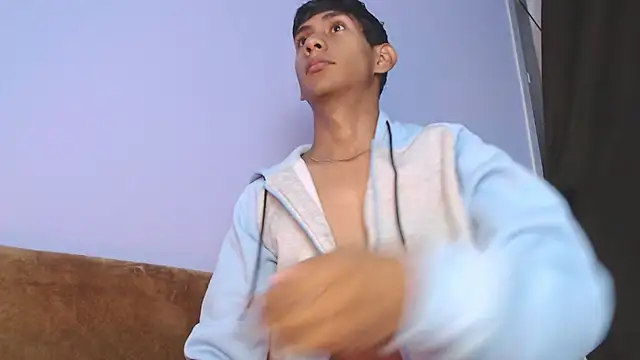 Snapshot of Nick_Collins18 chatting on November 13, 2025, 8:35 pm Nick Collins18 online show from November 13, 2025, 8:35 pm