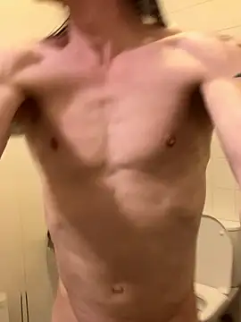 Snapshot of Sunking13cm chatting on January 7, 2026, 7:52 pm Sunking13cm online show from January 7, 2026, 7:52 pm