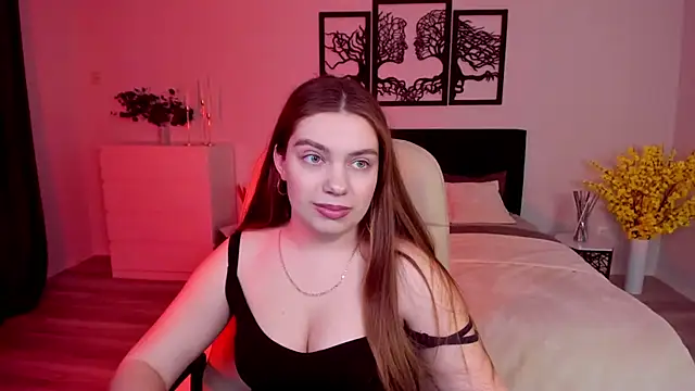 Snapshot of DaniellaLovely chatting on February 4, 2025, 12:00 pm DaniellaLovely online show from February 4, 2025, 12:00 pm