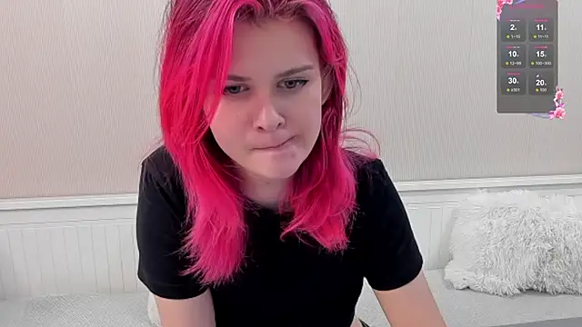 JulieTaylors online show from October 26, 2025, 10:10 pm