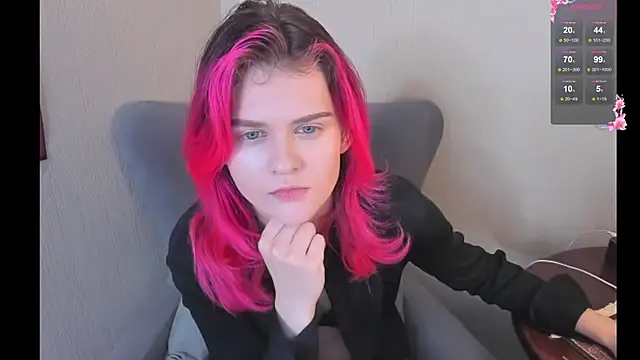 JulieTaylors online show from December 14, 2025, 9:09 pm