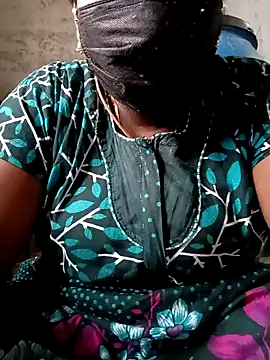 Snapshot of kavinila20 chatting on January 22, 2025, 9:13 am kavinila20 online show from January 22, 2025, 9:13 am